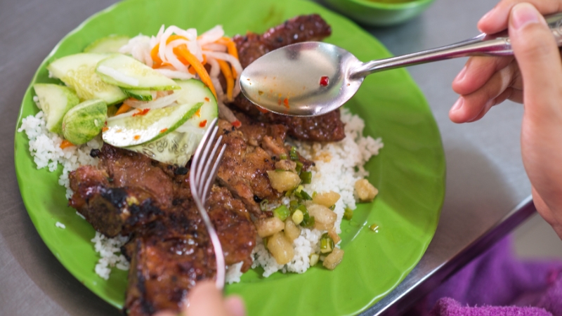 Cơm tầm Sài Gòn