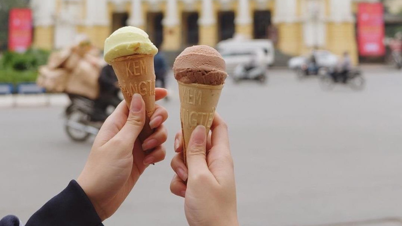 Book vé Điện Biên Hà Nội ăn kem Tràng Tiền ngon mê ly