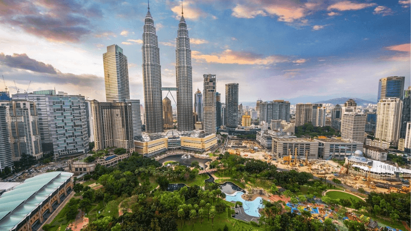 Thời điểm đẹp nhất để đi Kuala Lumpur là mùa hạ