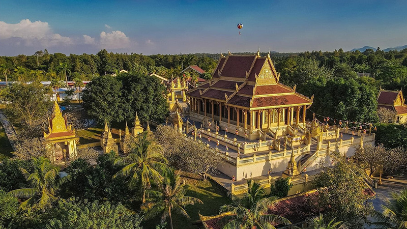 Mua vé Phú Quốc Hà Nội tìm hiểu Làng văn hóa các dân tộc Việt Nam