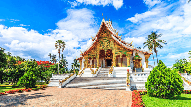 Thời điểm đẹp nhất để đi Luang Prabang là từ tháng 11 đến tháng 4