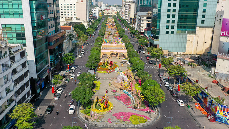 Phố đi bộ Nguyễn Huệ