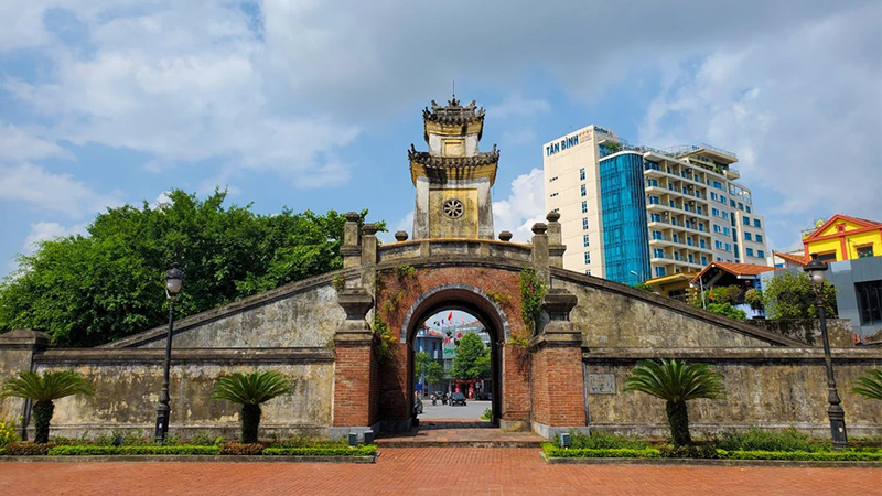 Đặt vé máy bay Hà Nội - Đồng Hới check in Quảng Bình Quan