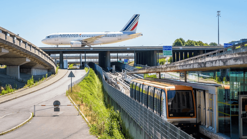 Sân bay quốc tế Charles de Gaulle (Pháp)