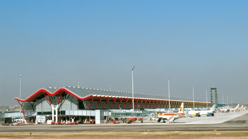 Sân bay Madrid Barajas của Madrid