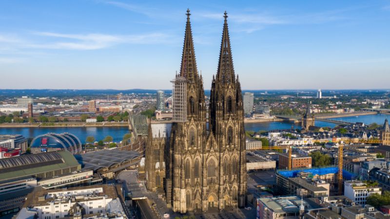 Phong cách kiến trúc Gothic của Nhà thờ Cologne