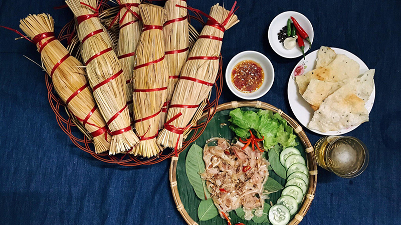 Mua vé đi Quy Nhơn từ Hà Nội để thưởng thức tré rơm Bình Định