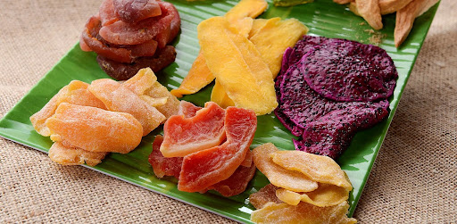 Đặc sản xoài sấy mua về làm quà Manila
