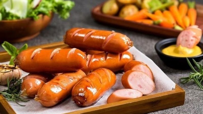 du lịch Na Uy mua xúc xích làm quà
