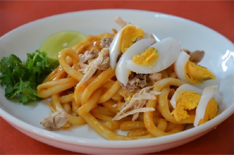 Nangyi thoke