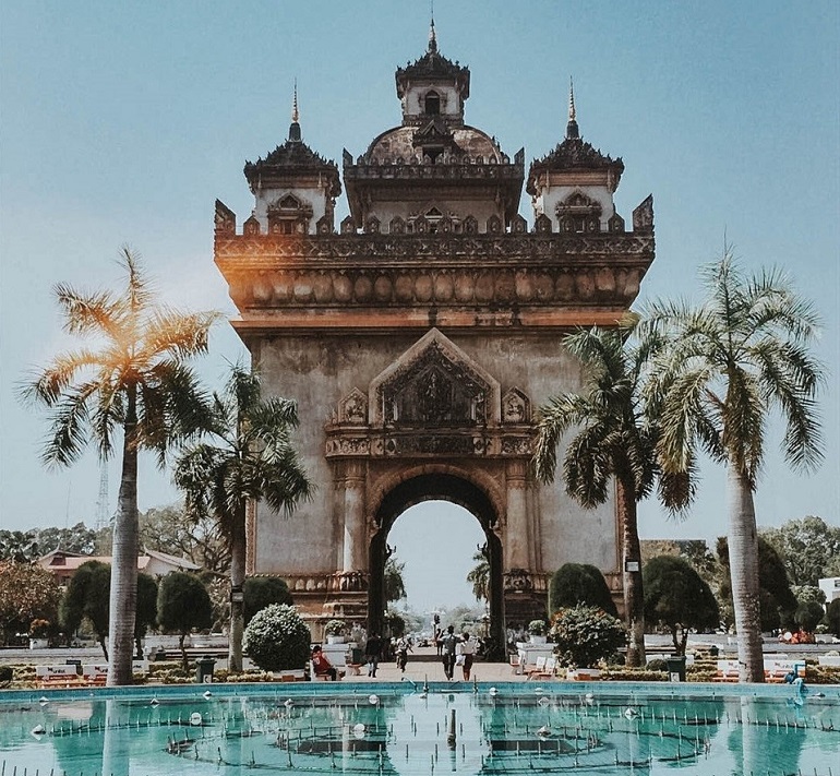 Khải Hoàn Môn Lào Patuxai