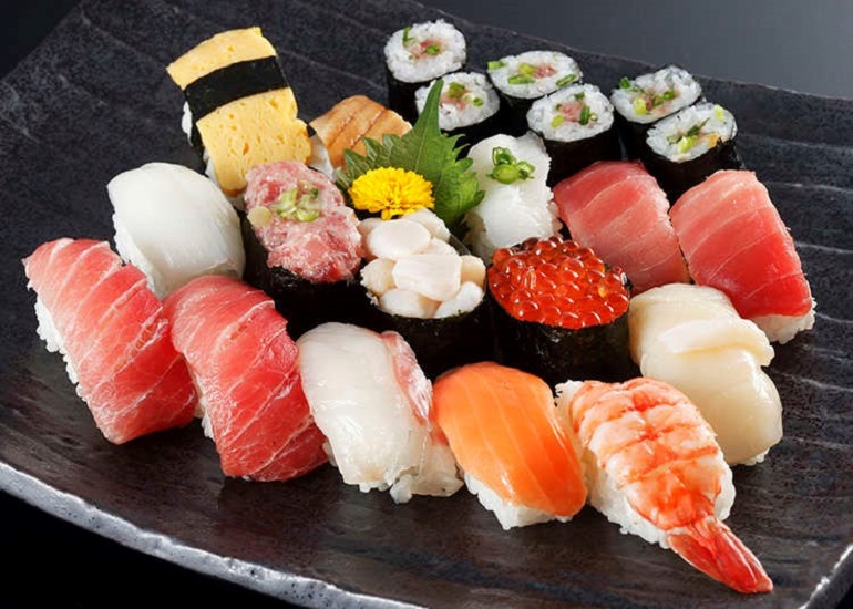 Sushi ngon nổi tiếng của Nhật Bản