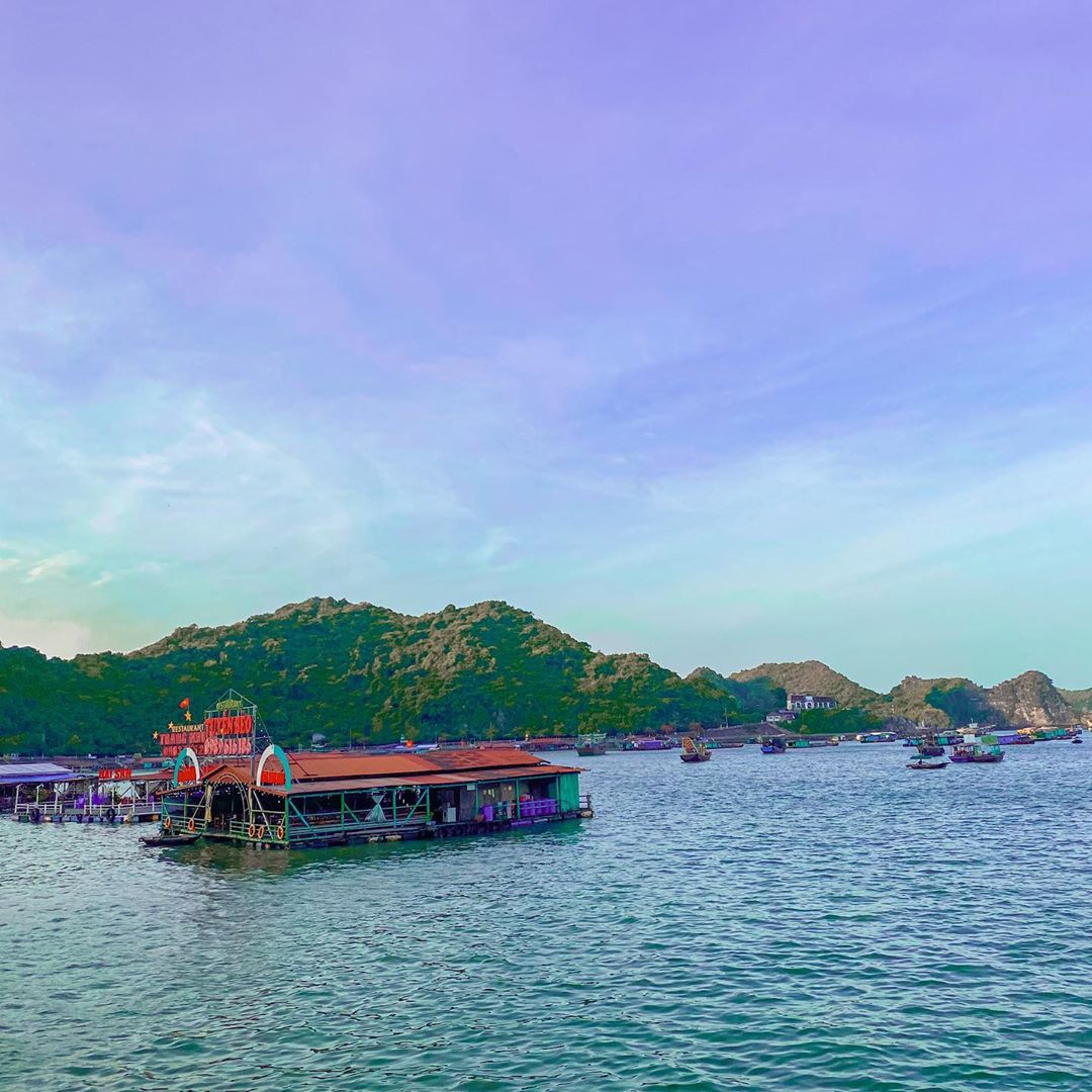 Đặt vé máy bay đi Hải Phòng tham quan đảo Cát Bà