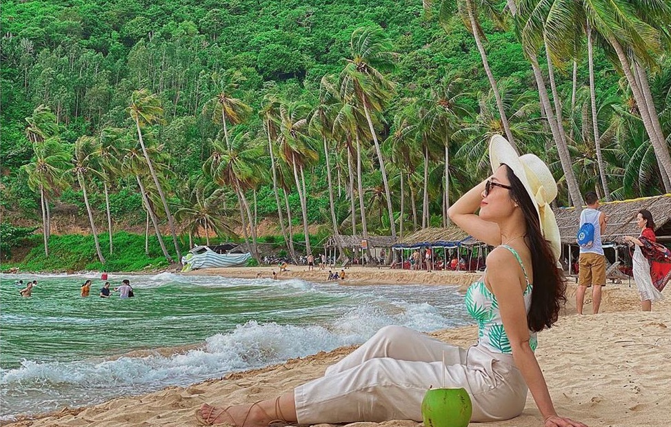 Book vé máy bay Rạch Giá tới Đảo Nam Du