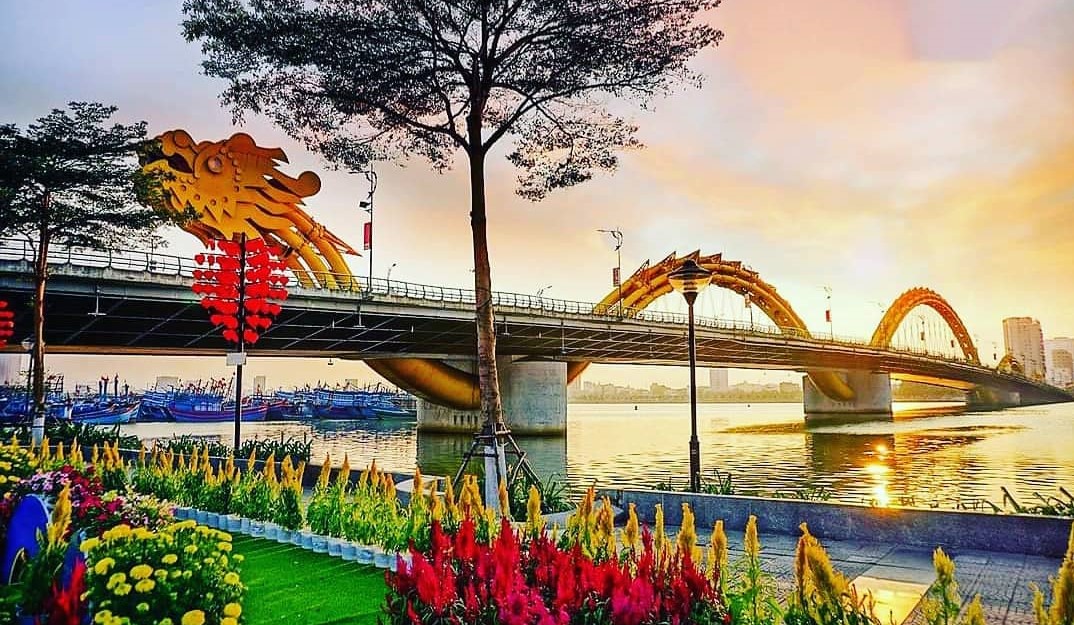 Đặt vé máy bay Đà Nẵng đến tham quan Cầu Rồng