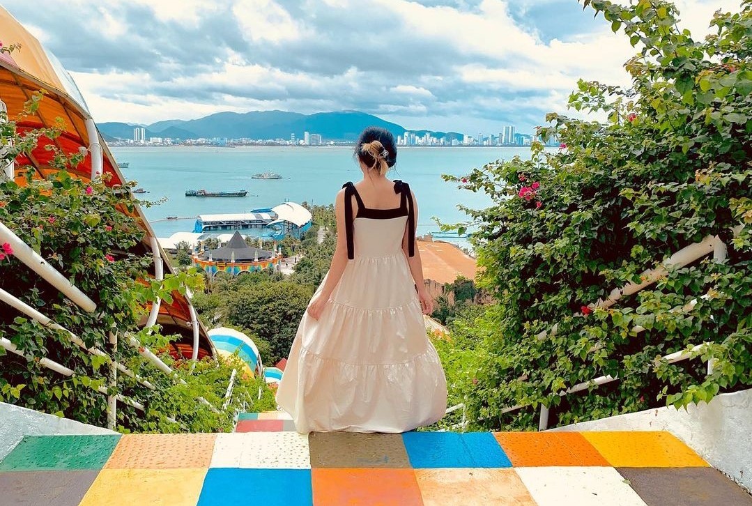 Đặt vé máy bay đi Nha Trang vui chơi tại VinWonders