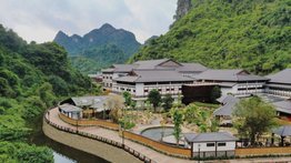 Vé tắm khoáng Yoko Onsen Quang Hanh + Phòng nghỉ trong ngày