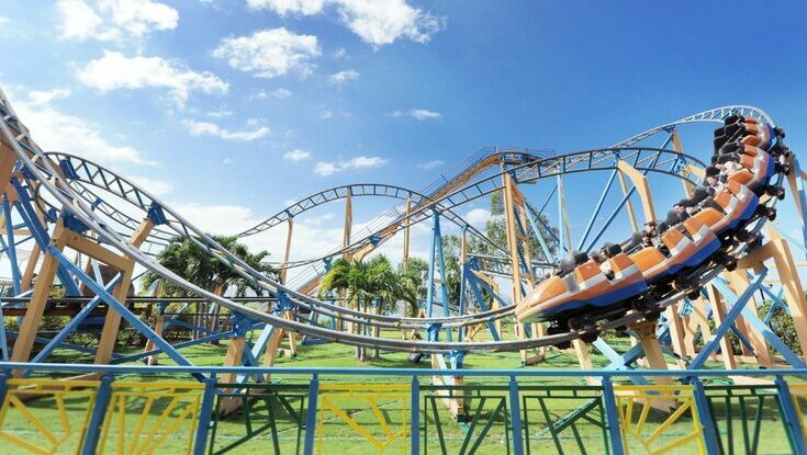 Tàu lượn cao tốc Roller Coaster