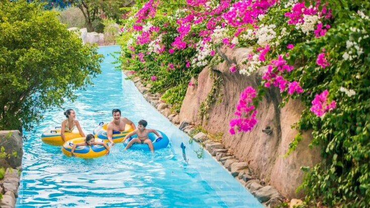 Dòng sông lười thơ mộng tại Water World