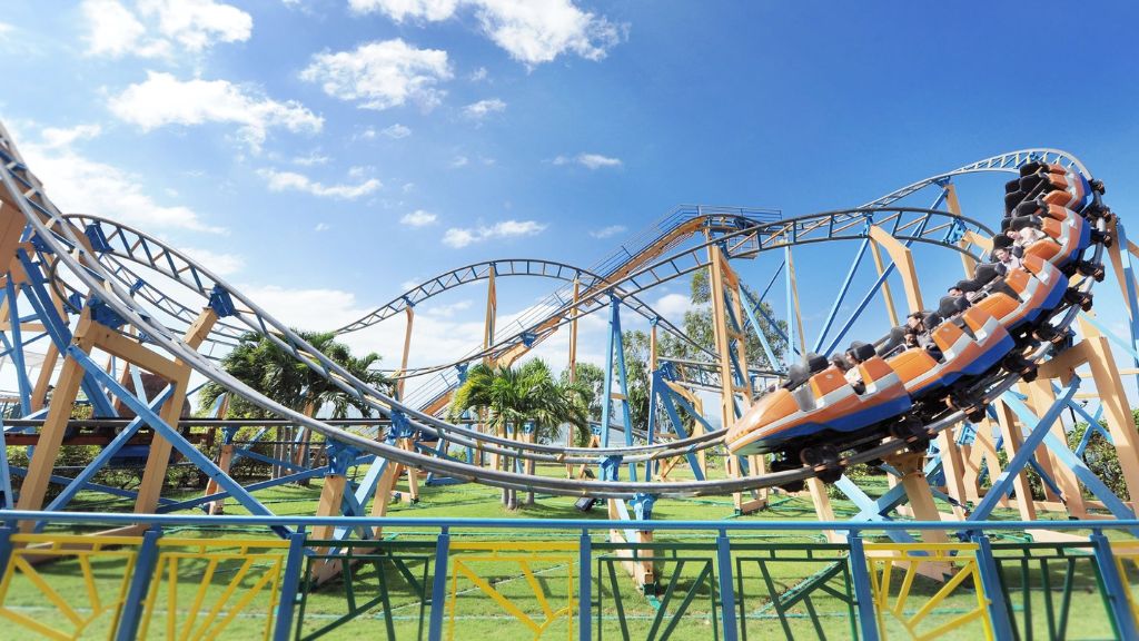 Tàu lượn cao tốc Roller Coaster