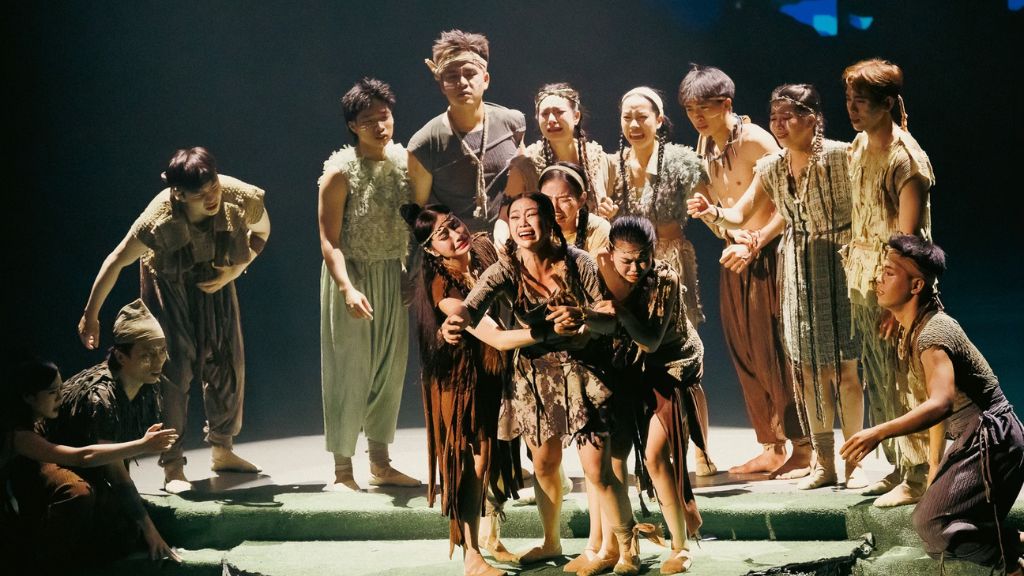 Tiên Sa Show tái hiện cuộc sống của bà con miền Trung