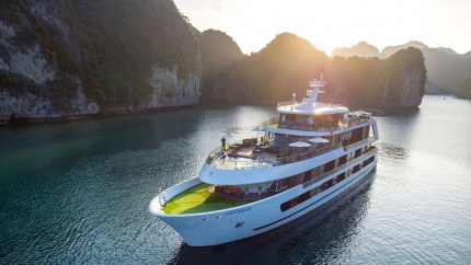 Du thuyền Stellar Of The Seas 2 ngày 1 đêm