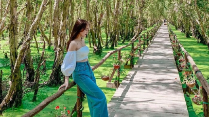 Hồ Chí Minh - Châu Đốc - Núi Cấm - Tràm Trà Sư 2N1Đ