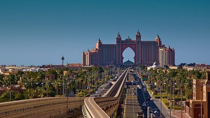 Hồ Chí Minh - Dubai - Abu Dhabi 5N4D nghỉ đêm khách sạn 4 sao