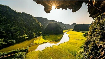 2/9: Tam Cốc - Hang Múa - Bái Đính - Tràng An 2N1Đ