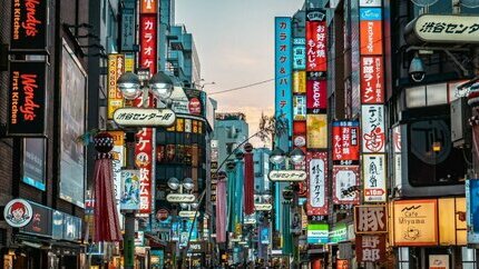 Tour 2 Tiếng Asakusa Cultural Tapestry  – Nửa ngày dệt nên bức tranh di sản Nhật Bản