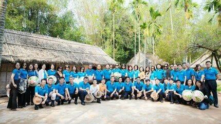 Tour Đoàn Khám Phá Quê Bác 3N2Đ: Hà Nội - Cửa Lò - Vin Wonders Cửa Hội - Quê Bác