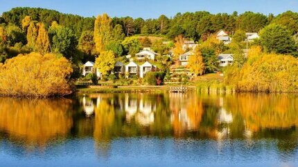 Tour Macedon – Hanging Rock 1 Ngày: Bản Giao Hưởng Bình Yên