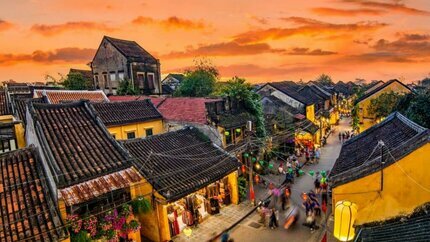 Tour miền Trung dịp lễ 30/4: Đà Nẵng - Hội An - Quảng Bình - Huế 4N3Đ từ HCM