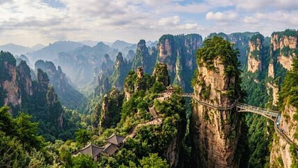 Tour Phượng Hoàng Cổ Trấn - Trương Gia Giới 6N5Đ Từ Hà Nội (Bay Vietjet Air)