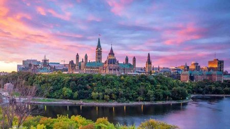 Hoàng hôn tuyệt đẹp tại Canada