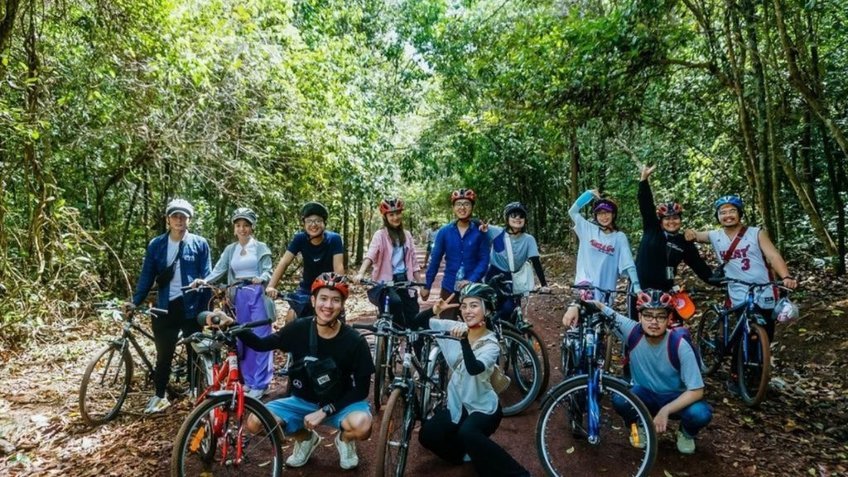 Jungle Biking   Đạp xe xuyên rừng Mã Đà