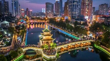 Toàn cảnh Quý Dương nhịp sống sôi động về đêm của Trung Quốc
