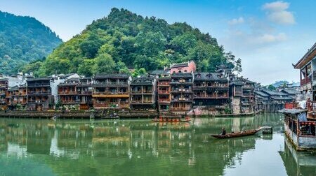 Phượng Hoàng Cổ Trấn - thị trấn cổ 1 300 năm tuổi tại Hồ Nam