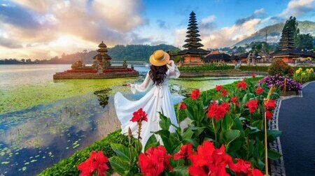 Check in tại đền Ulundanu