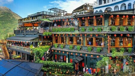 Tham quan phố cổ Cửu Phần