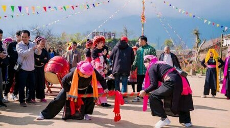 Quẩn thể Fansipan có nhiều hoạt động đón Tết náo nhiệt