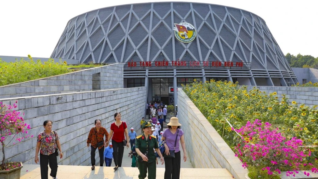 Bảo tàng chiến thắng lịch sử Điện Biên Phủ níu chân du khách trong tour Điện Biên 3N2Đ