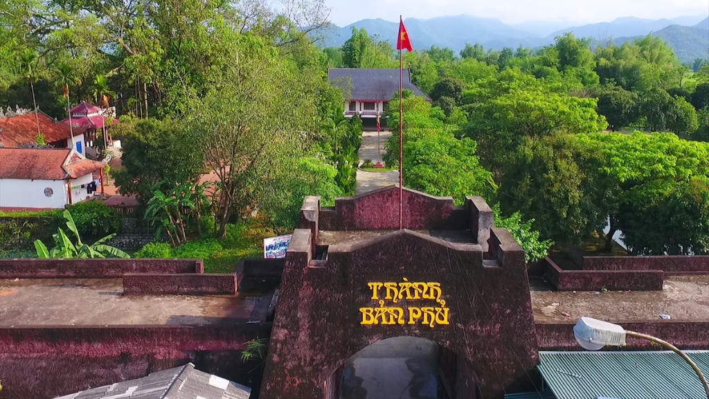 Thành Bản Phủ một di tích lịch sử hơn 200 tuổi ở Điện Biên
