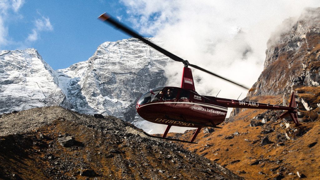 Tham gia du ngoạn dãy Himalaya bằng máy bay