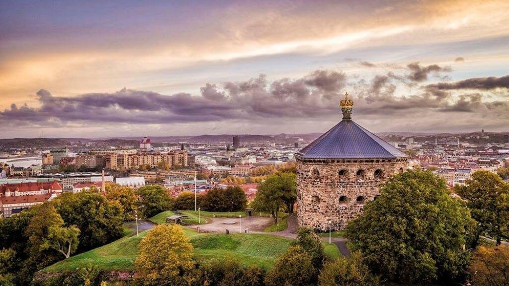 Pháo đài Skansen Kronan – pháo đài cổ trên đồi, điểm ngắm toàn cảnh Gothenburg