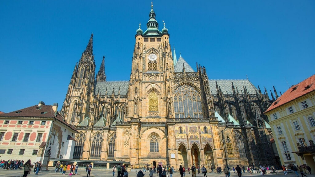 Nhà thờ Thánh Vitus là kiệt tác của kiến trúc Gothic