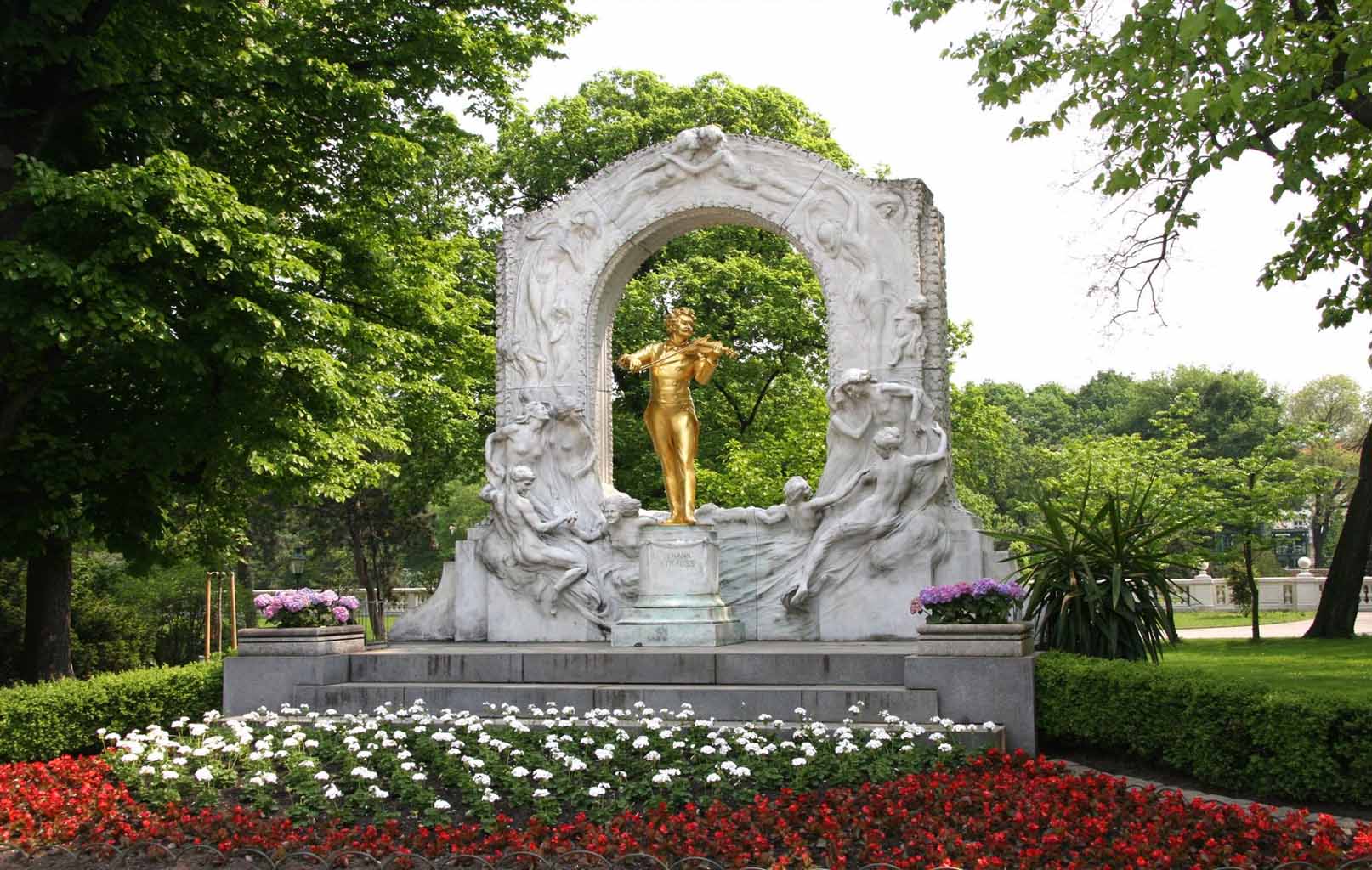 Strauss Garden