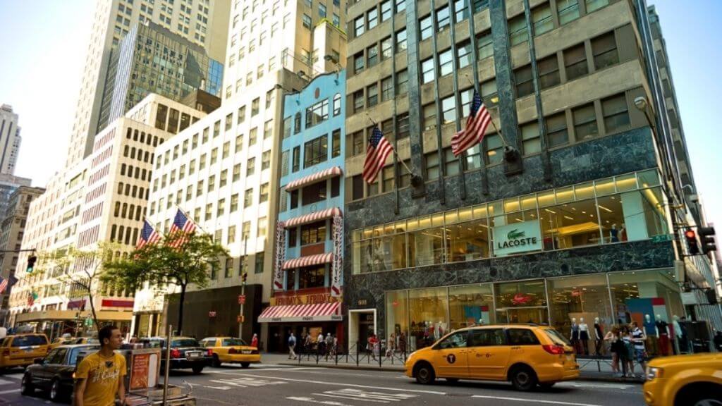 Đại lộ số 5 (Fifth Avenue) – con phố mua sắm sang trọng bậc nhất New York