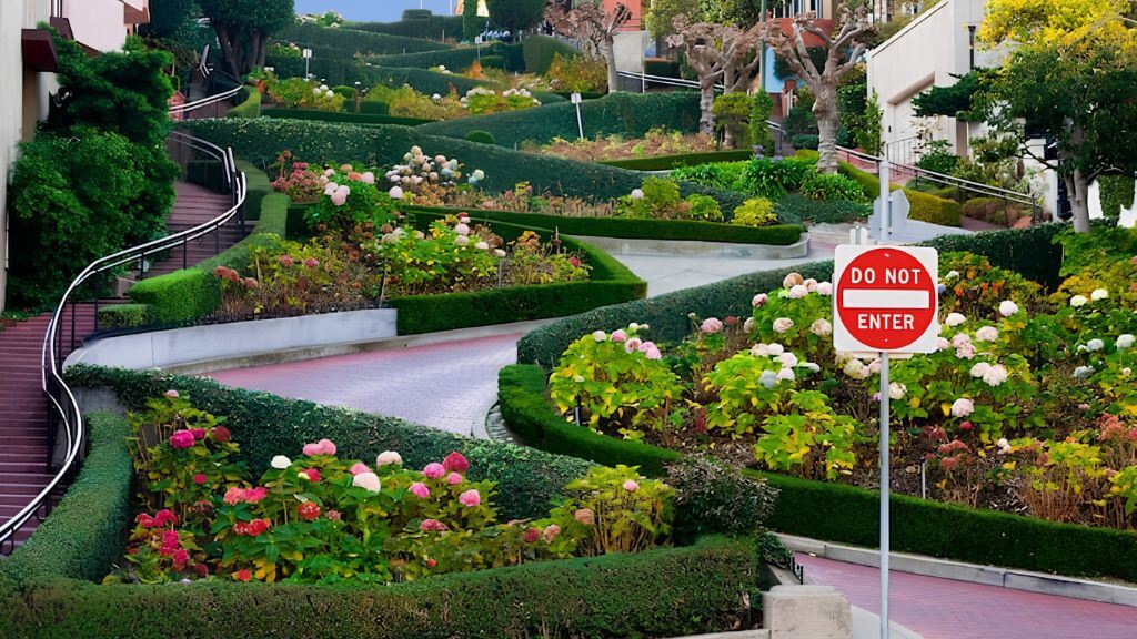 Lombard Street – Con đường uốn lượn nổi tiếng bậc nhất San Francisco