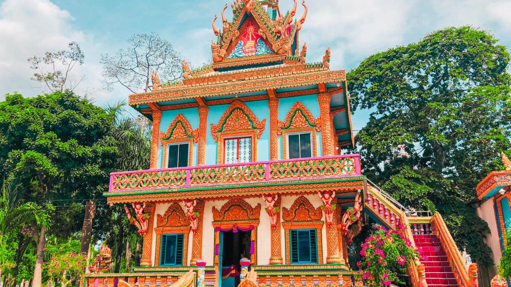 Chùa Chén Kiểu kiến trúc Khmer